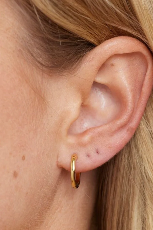 Organic Gold Huggies - Medium - Image 4