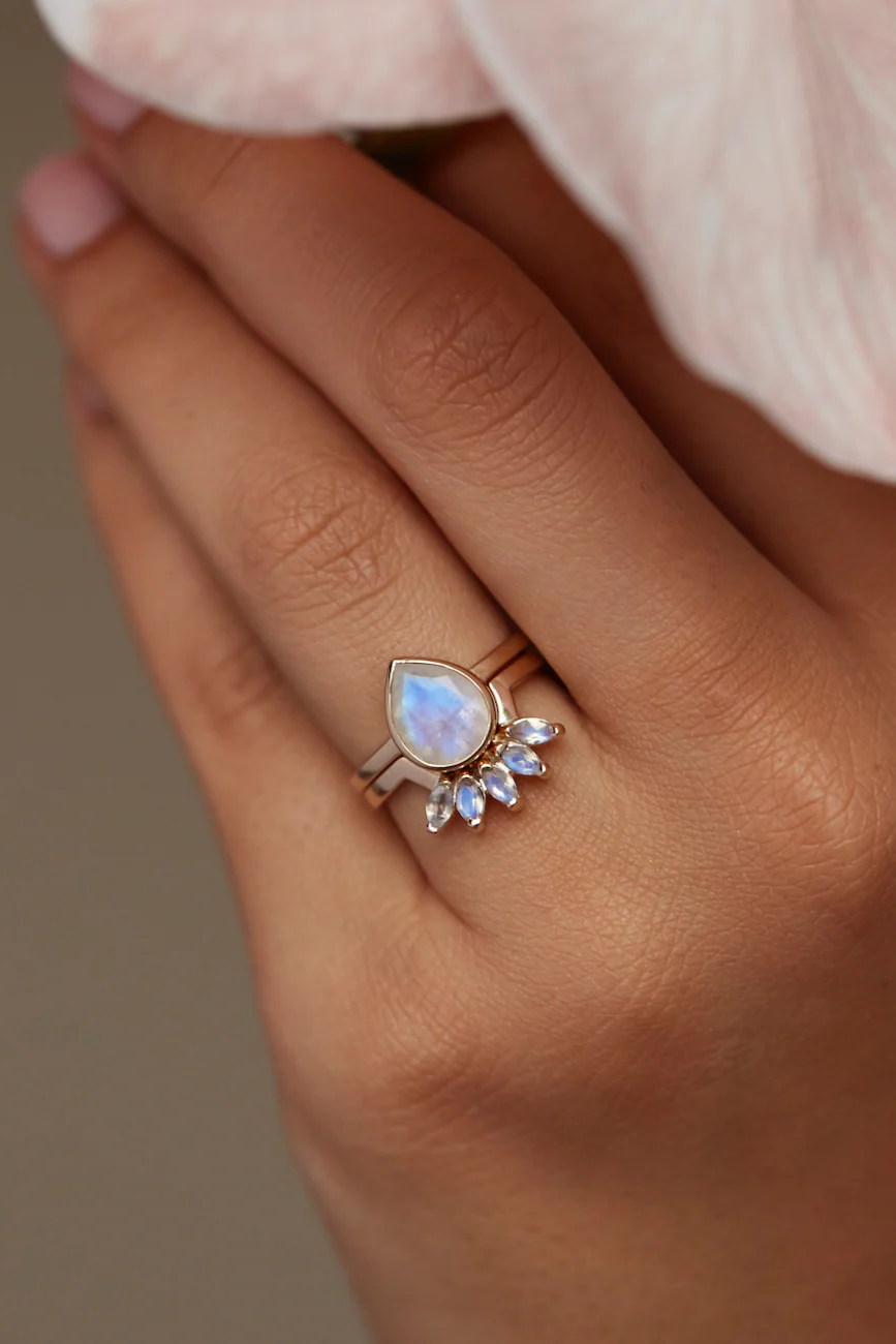9K Yellow Gold Double Stack Moonstone Halo - Image 4
